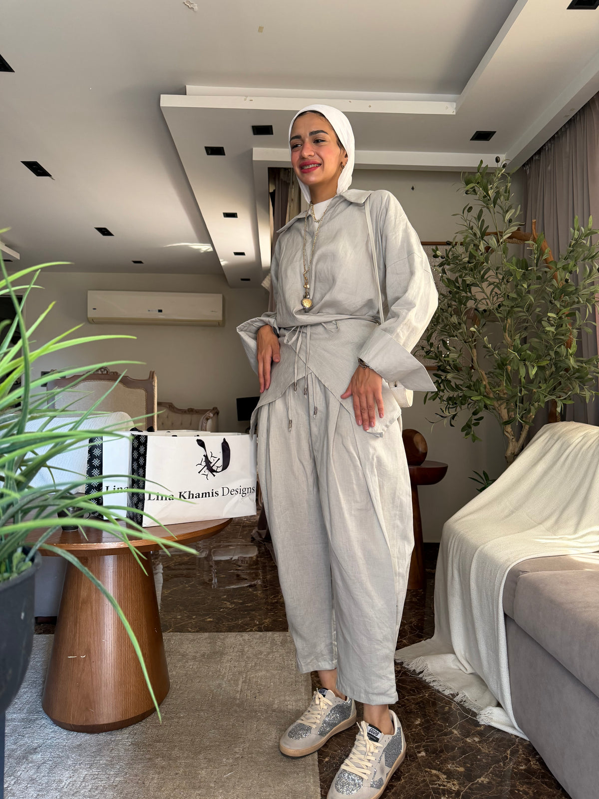 The Relaxed Wrap Set In Light Gery