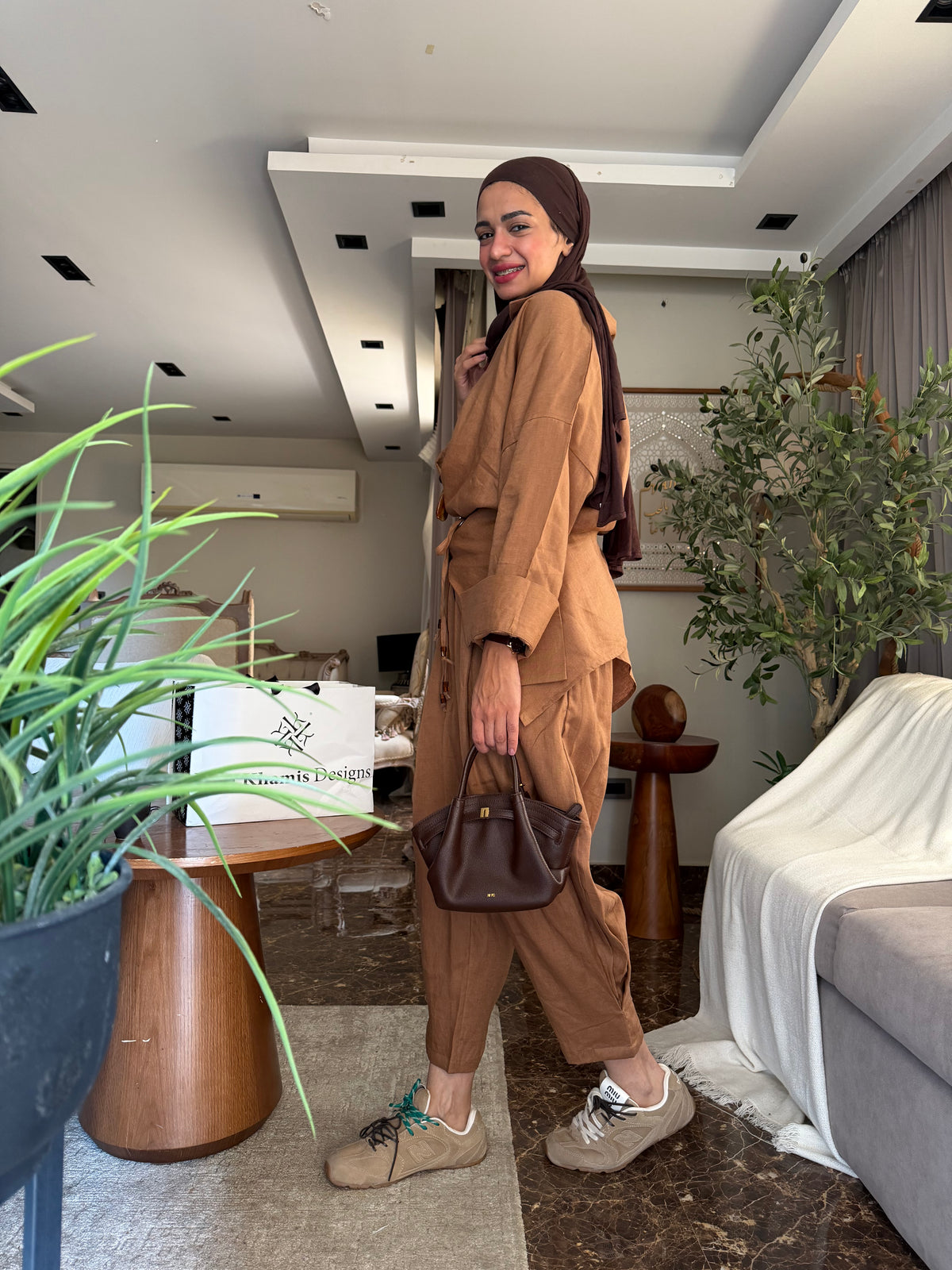 The Relaxed Wrap Set in Camel