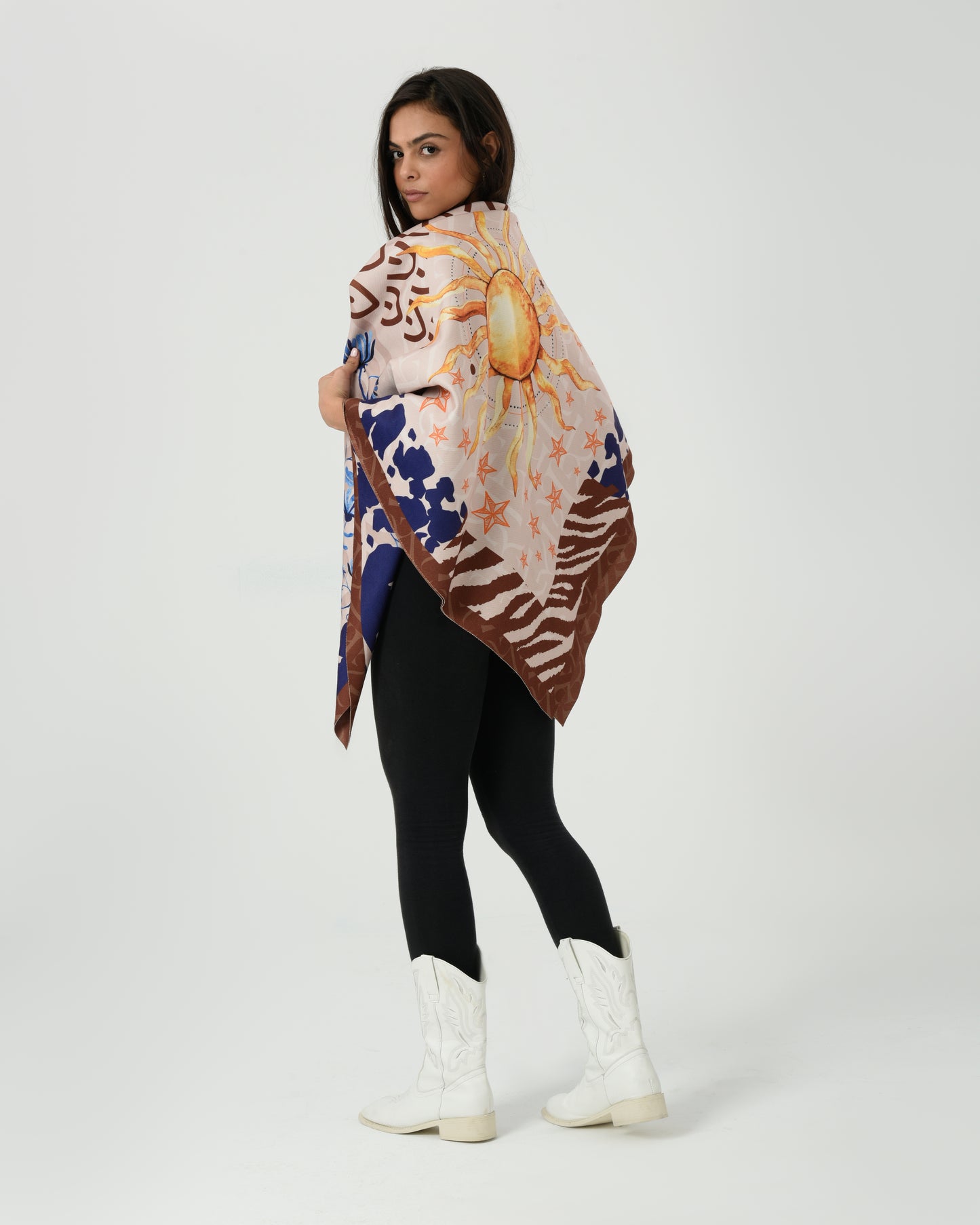 DOUBLE WARMTH
 SQUARE SCARF